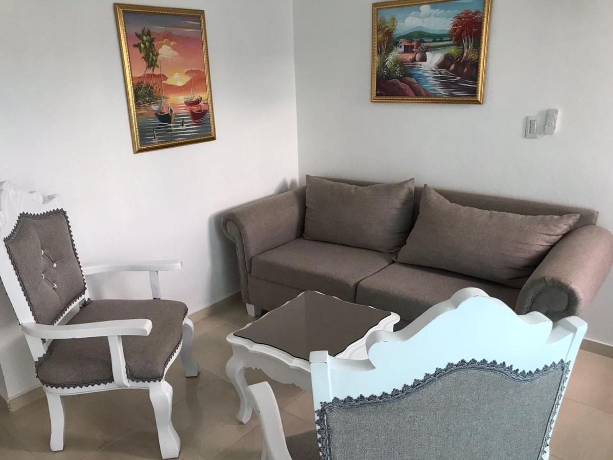 Apartamento Los Rieles 圣地亚哥洛斯卡巴 外观 照片