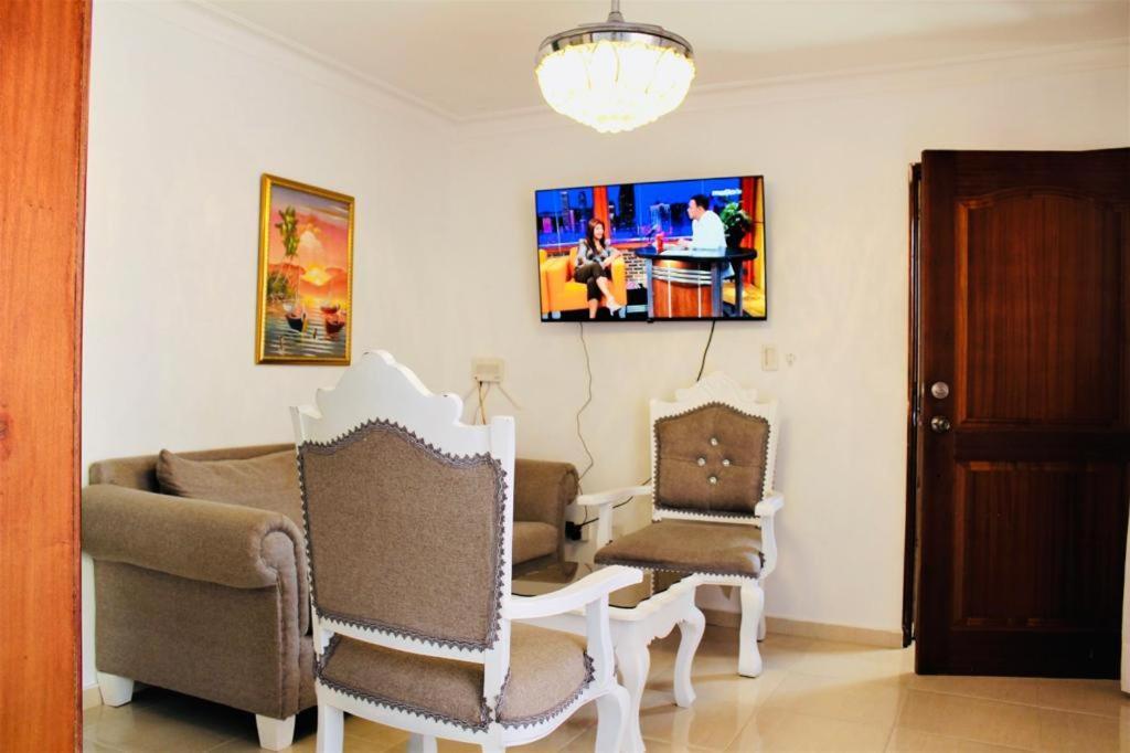 Apartamento Los Rieles 圣地亚哥洛斯卡巴 外观 照片